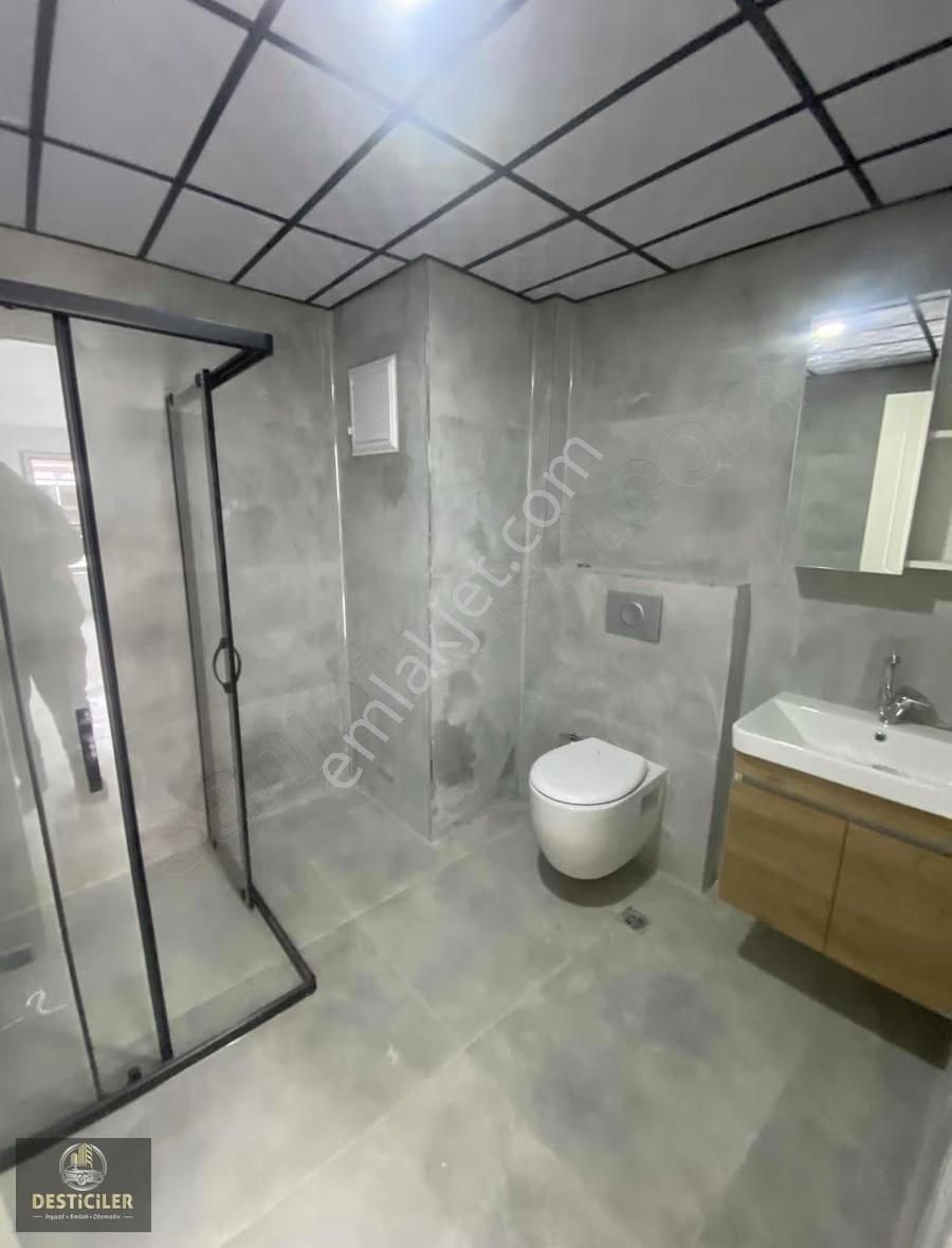 Au-çamlıcada Cadde Üstü-250m2-özel Garajlı-geniş Teraslı-5+1 - Görsel 13