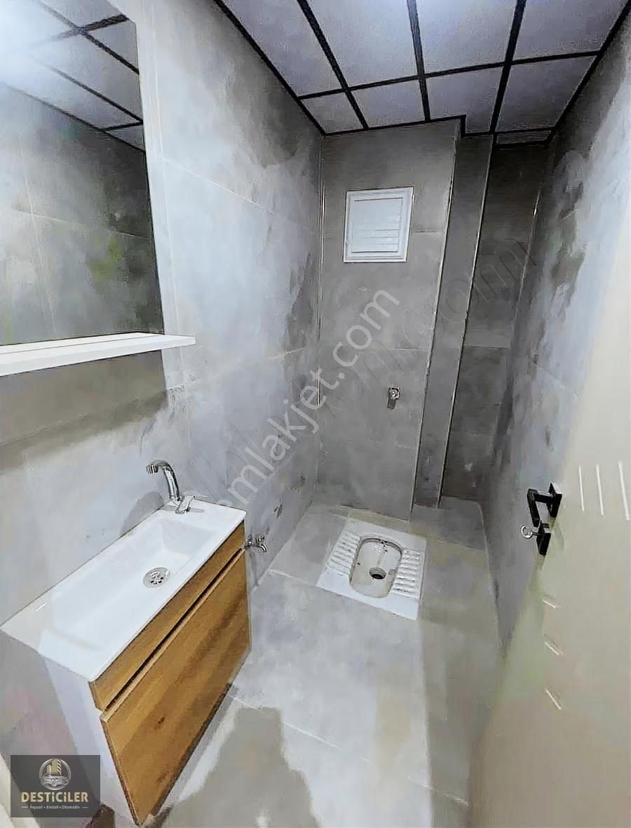 Au-çamlıcada Cadde Üstü-250m2-özel Garajlı-geniş Teraslı-5+1 - Görsel 10