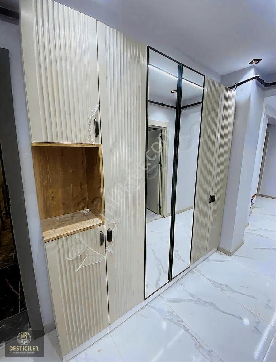 Au-çamlıcada Cadde Üstü-250m2-özel Garajlı-geniş Teraslı-5+1 - Görsel 5