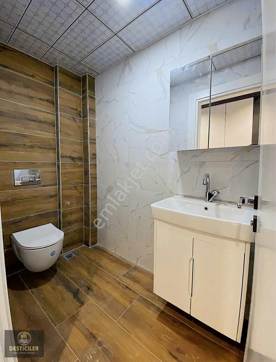 Desticiler'den Çamlıca Mh. Site İçi Satılık Geniş 3+1 Daire - Görsel 12