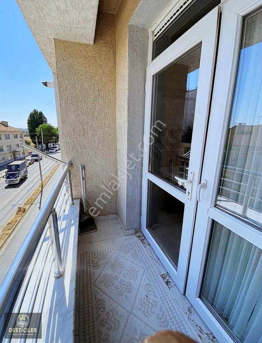 Yk-desticiler'den Birlik Cd. Üzeri Geniş 2+1 Daire - Görsel 4