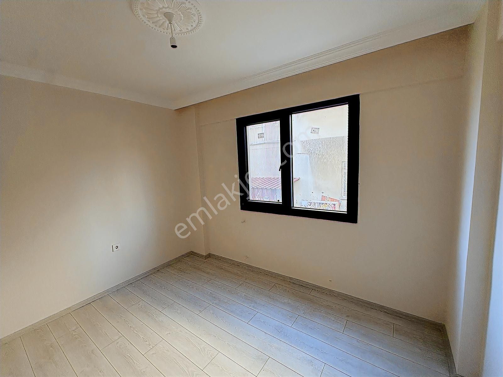 Foça Hacıveli Mah. Kiralık 1+1 Bahçe Katı Daire - Görsel 28