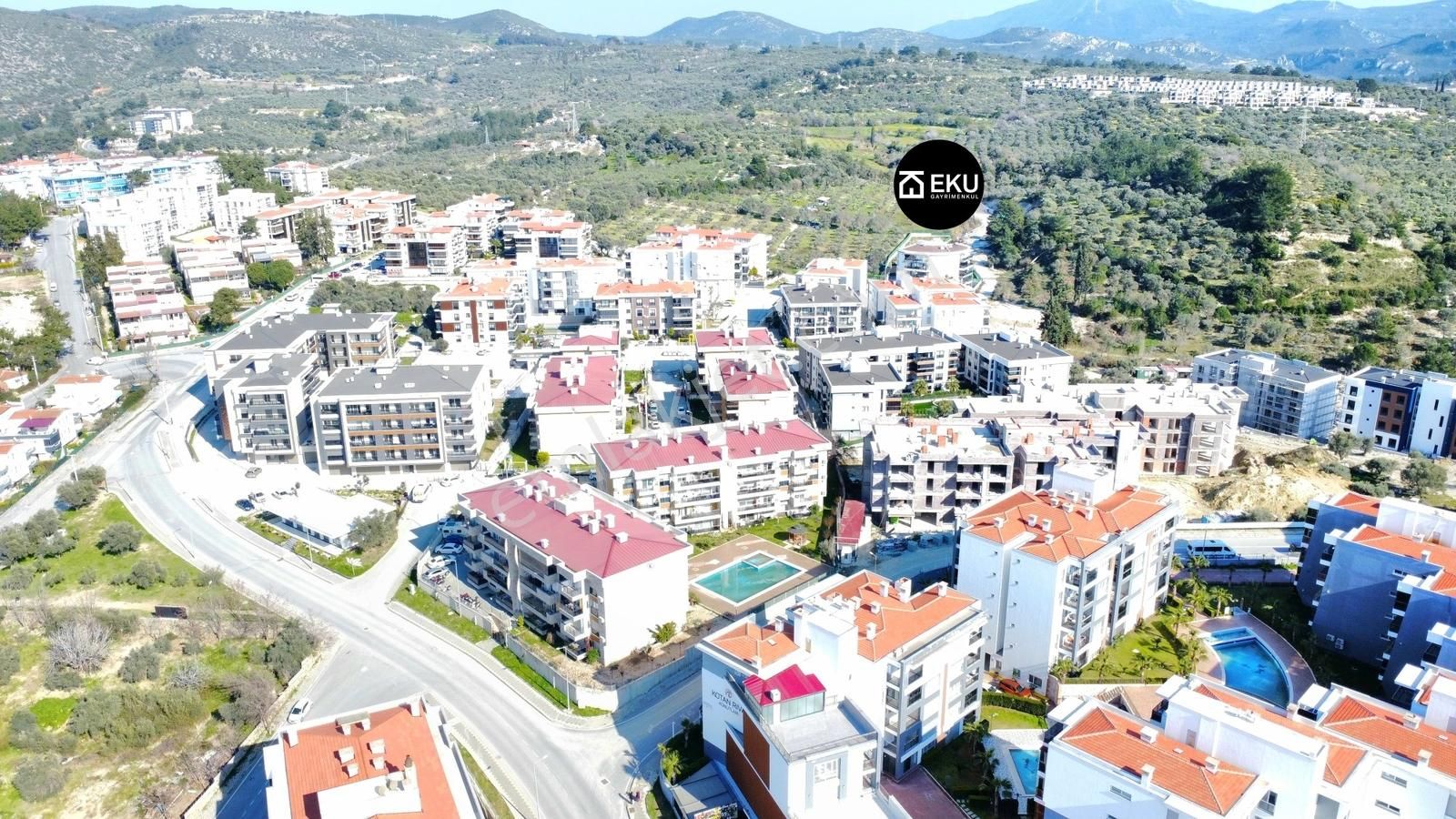 Kuşadasında Kat Mülkiyetli Çift Banyolu Eşyalı Yeni Daire - Görsel 8