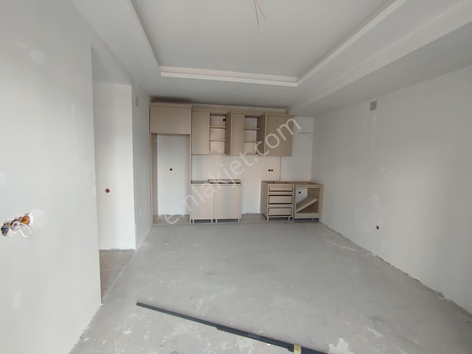 Satılık 2+1 Daire Erdemli Merkezde Sahile Çok Yakın - Görsel 3