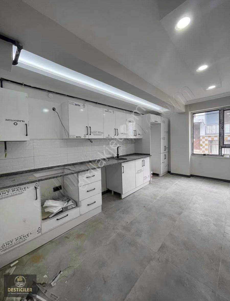 Lt -desticiler Büyükdere Mahallesi 2+1 Fırsat Geniş Lüks Daire