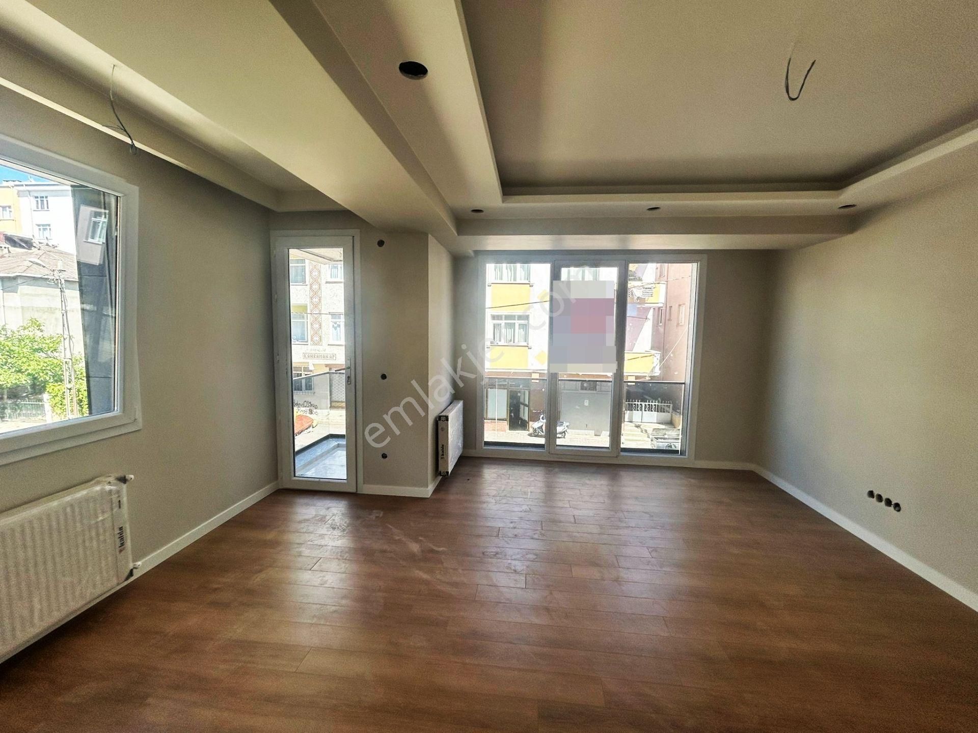 Mertcan Dan Kartal Metroya Yürüme Arakat 3+1 Balkonlu Lüks Daire - Görsel 3