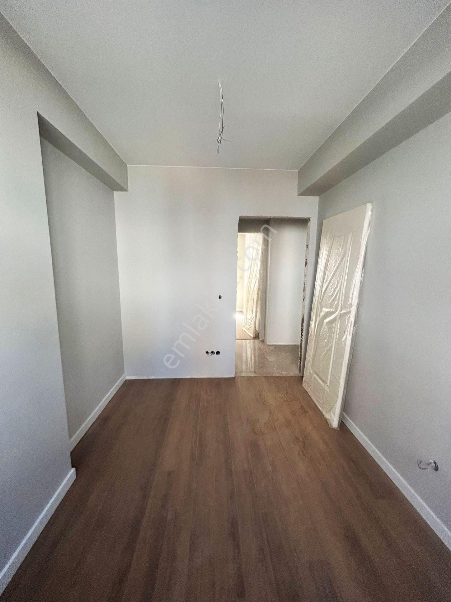 Mertcan Dan Kartal Metroya Yürüme Arakat 3+1 Balkonlu Lüks Daire - Görsel 7