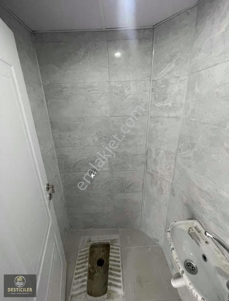 Om-emek Mahallesi Yanartaş Caddesi Yakını 3+1 Fırsat Daire