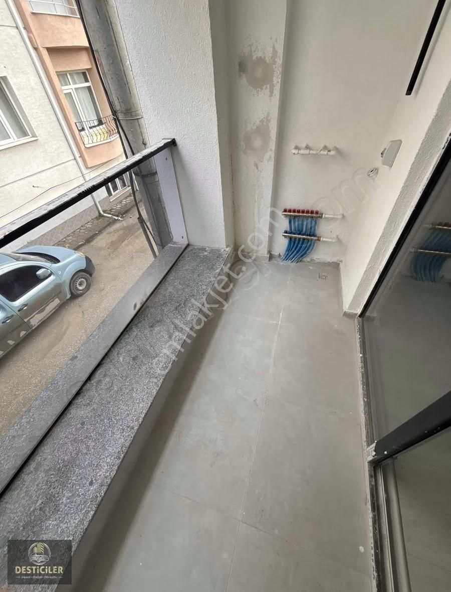 Om-birlik Caddesi Yakını Satılık 2+1 Lüks Daire - Görsel 8