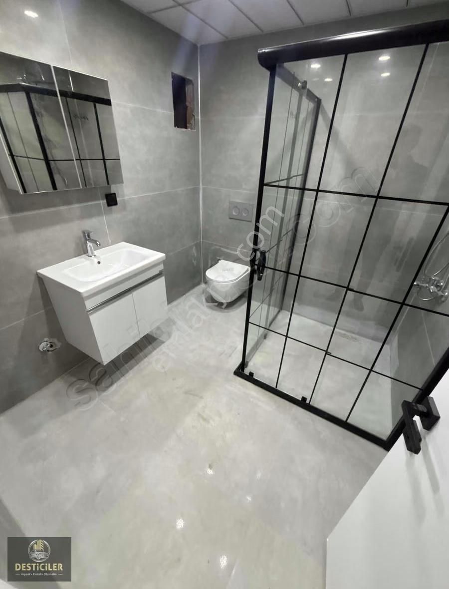 Om-birlik Caddesi Yakını Satılık 2+1 Lüks Daire - Görsel 9