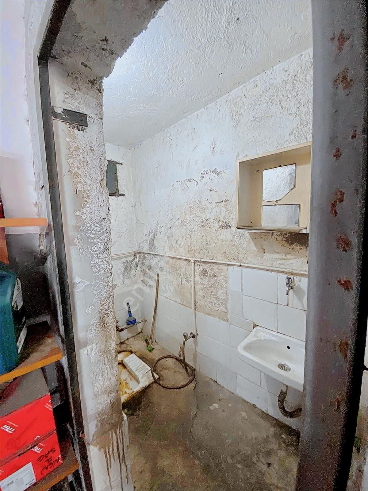 Akdeniz Sanayi Sitesinde Kupon Dükkan - Görsel 7