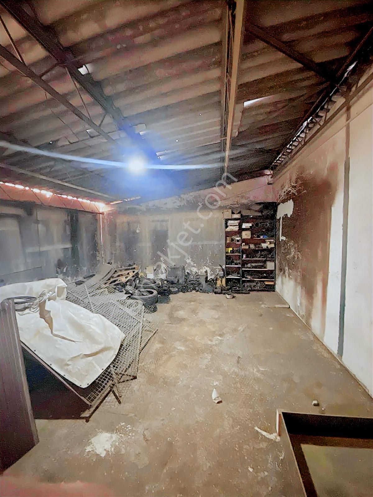 Akdeniz Sanayi Sitesinde Kupon Dükkan - Görsel 2