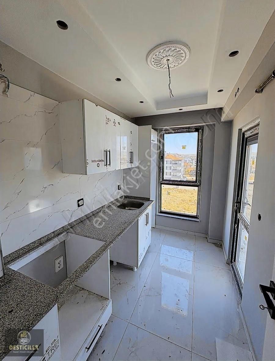 Eı-desticiler Şehir Hastanesi Yakını Kullanışlı 2+0 Lüx Daireler - Görsel 3