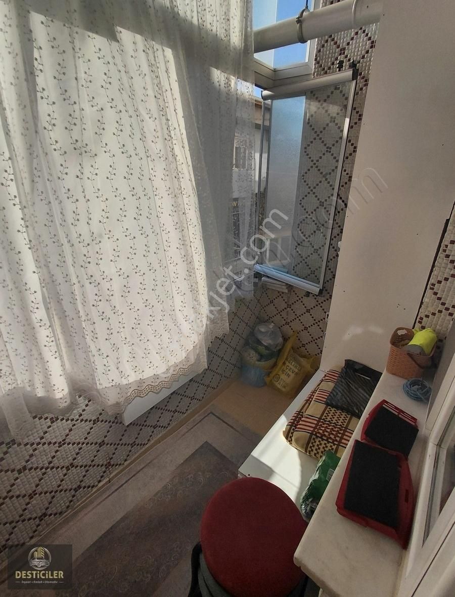 Lt-desticilerden Kafkas Caddesi Yanı Bakımlı 135m2 Net 3+1 Daire - Görsel 2