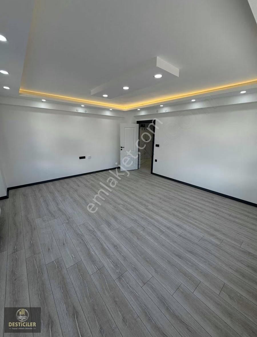 Lt-desticiler 71 Evler Mah. 3+1 145m² Özel Garajlı Daire - Görsel 5