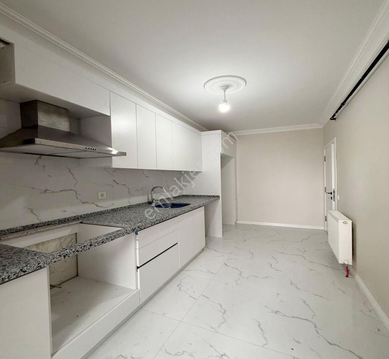 Pusula Yapı'dan Kuran Kursu Caddesi'nde Kiralık 2+1 Ara Kat!!! - Görsel 3