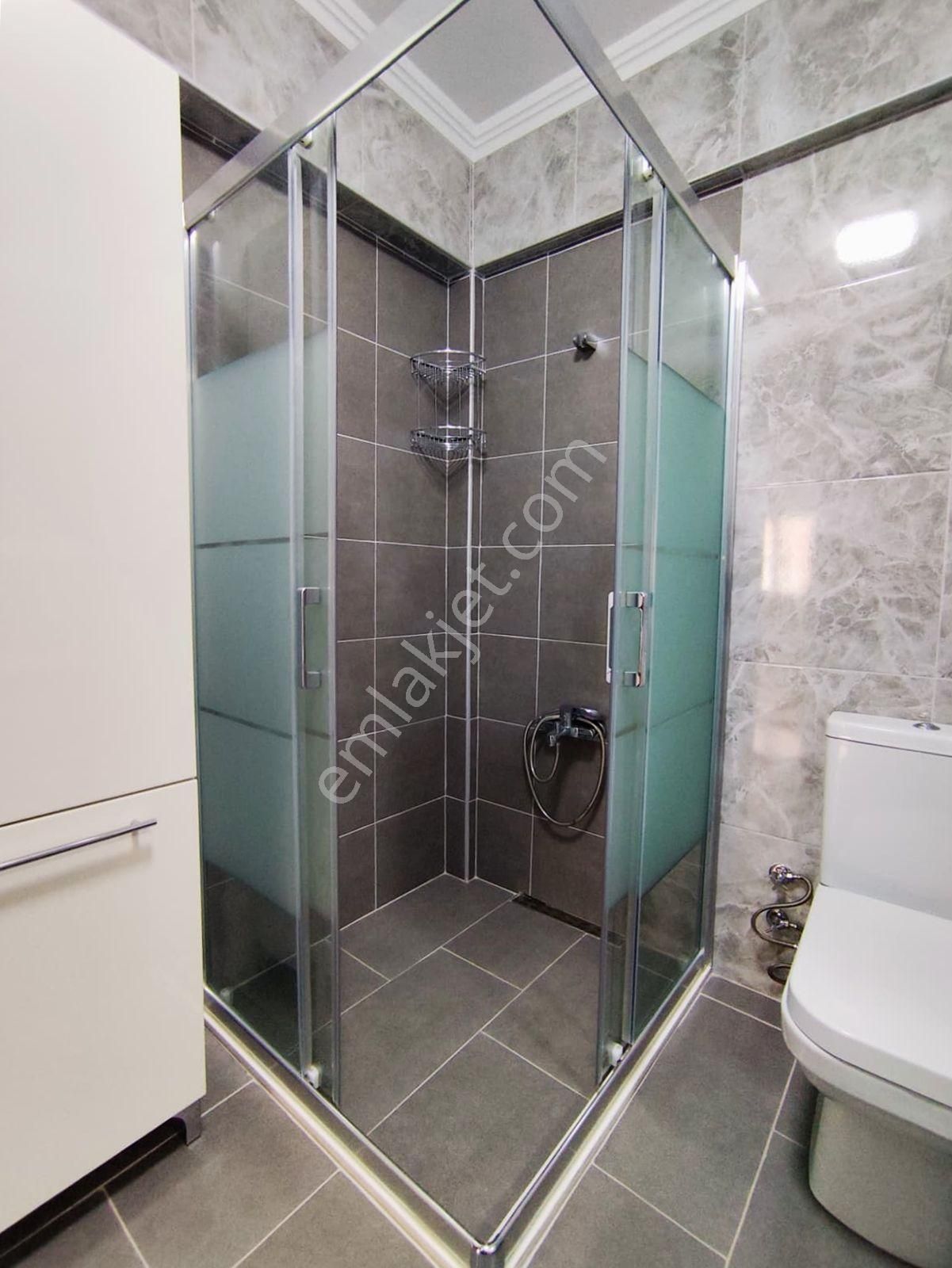 Mertcan Dan Cumhuriyet Mah İçi Full Yenilenmiş 2+1 Ankastreli - İskanlı - Görsel 16