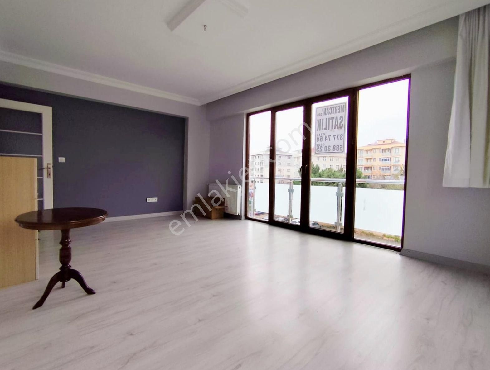 Mertcan Dan Cumhuriyet Mah İçi Full Yenilenmiş 2+1 Ankastreli - İskanlı - Görsel 3