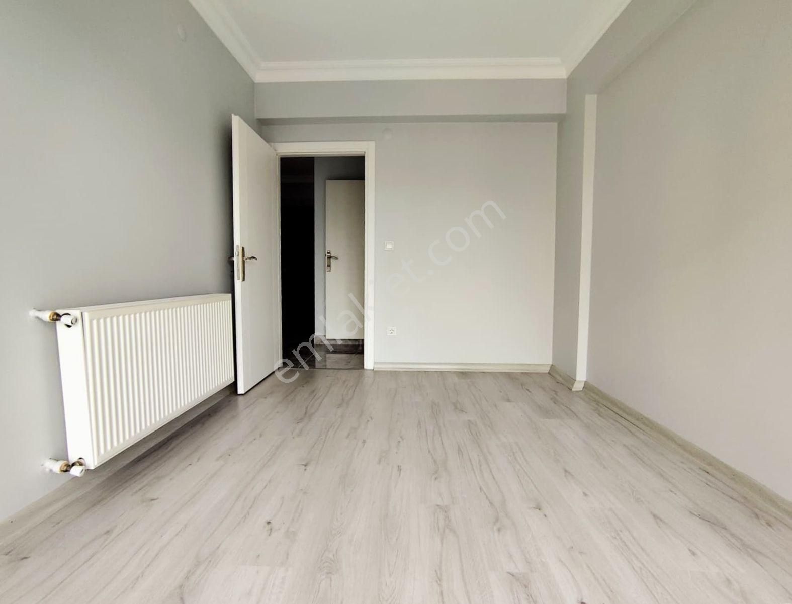 Mertcan Dan Cumhuriyet Mah İçi Full Yenilenmiş 2+1 Ankastreli - İskanlı - Görsel 7