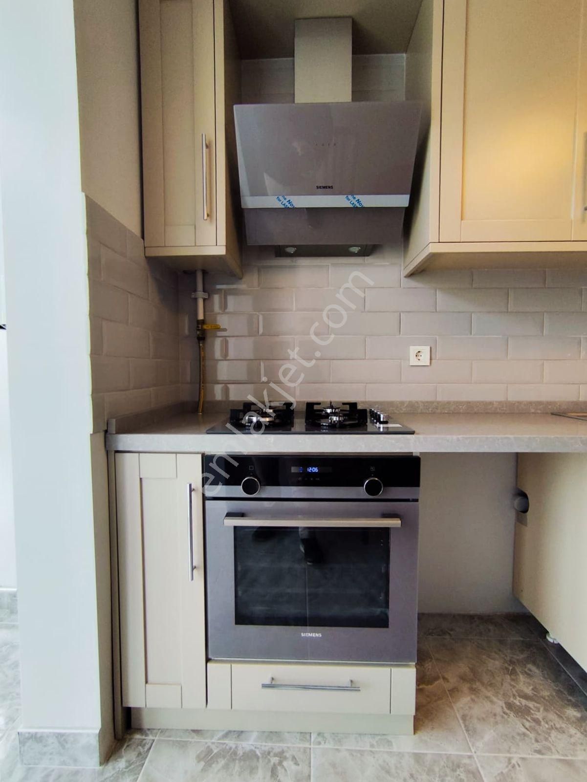 Mertcan Dan Cumhuriyet Mah İçi Full Yenilenmiş 2+1 Ankastreli - İskanlı - Görsel 11