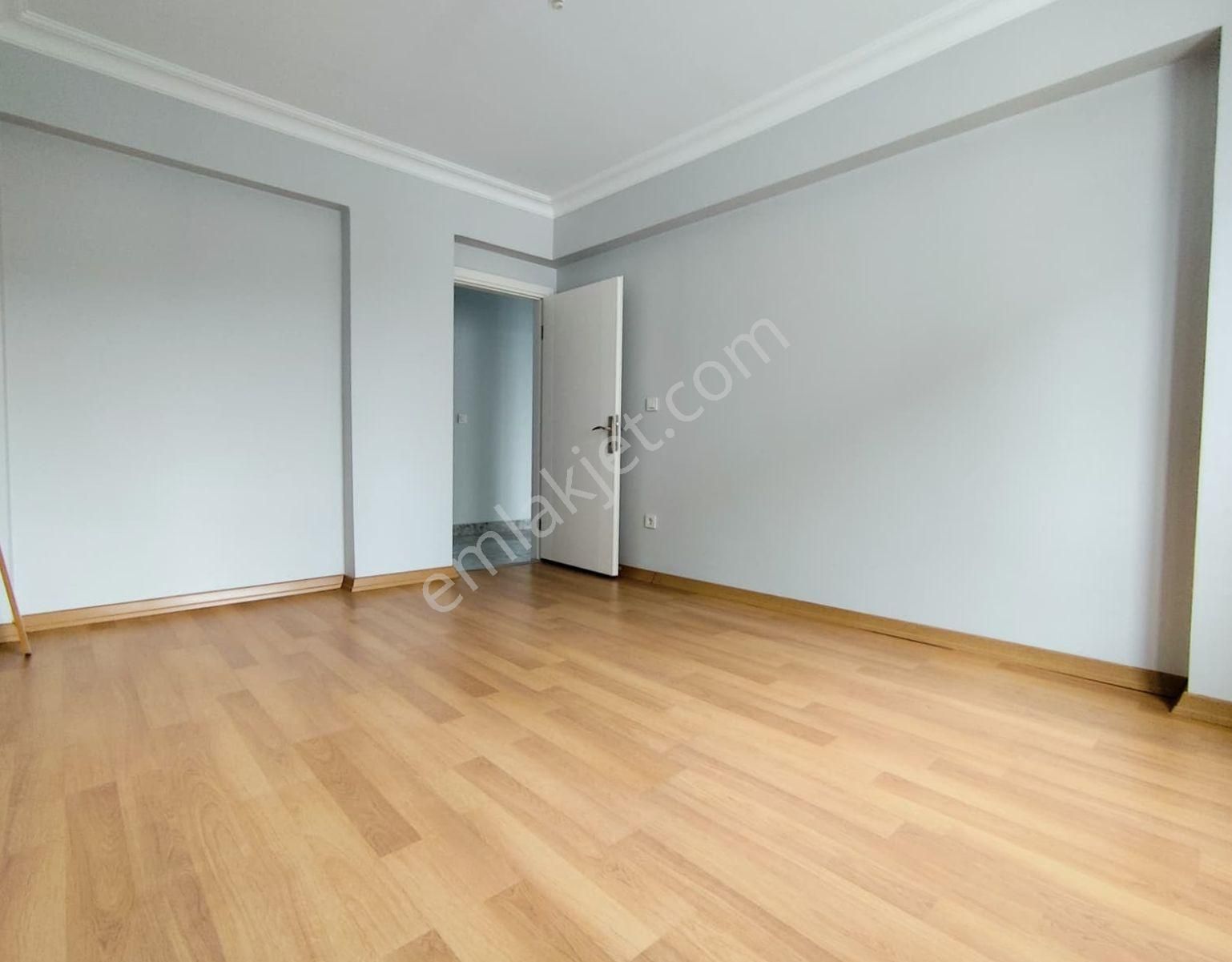 Mertcan Dan Cumhuriyet Mah İçi Full Yenilenmiş 2+1 Ankastreli - İskanlı - Görsel 10