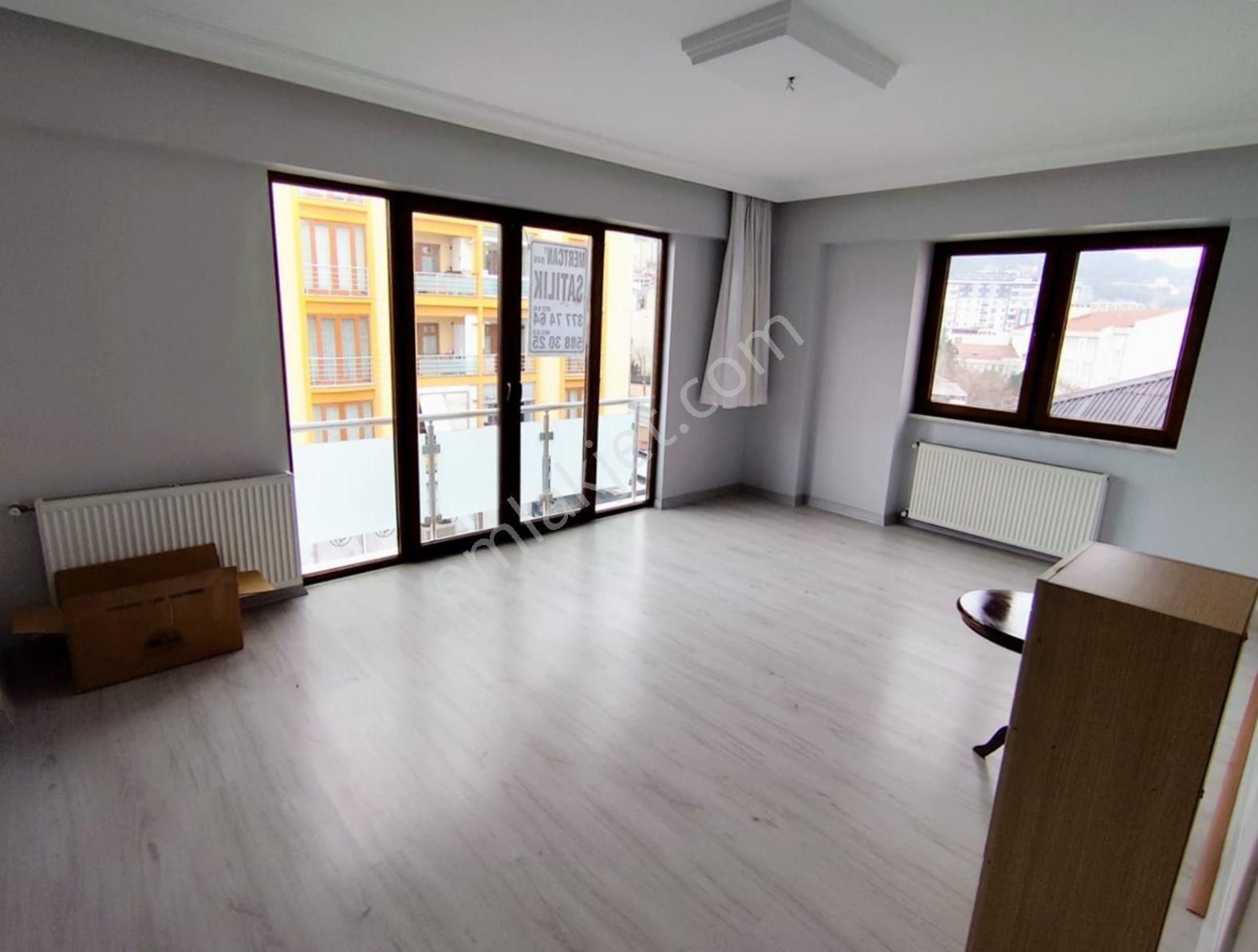 Mertcan Dan Cumhuriyet Mah İçi Full Yenilenmiş 2+1 Ankastreli - İskanlı - Görsel 2