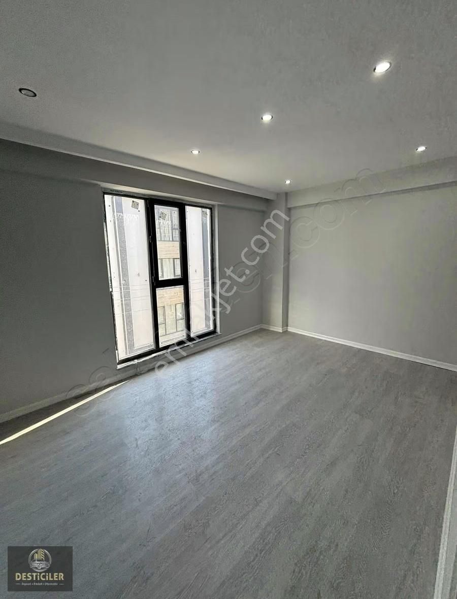 Eı-çamlıcada Geniş Ve Ferah 3+1, Lüks Donanımlı Sıfır Daire! - Görsel 3