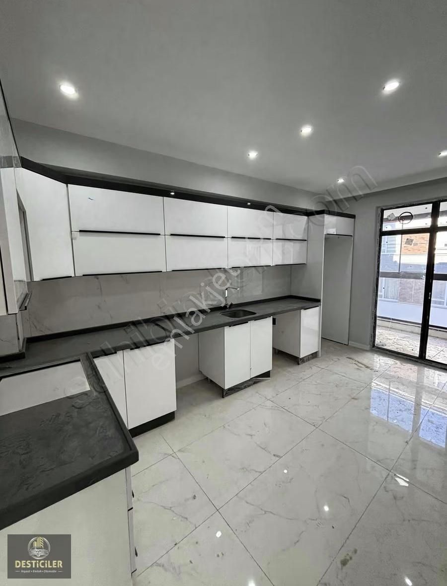 Eı-çamlıcada Geniş Ve Ferah 3+1, Lüks Donanımlı Sıfır Daire!