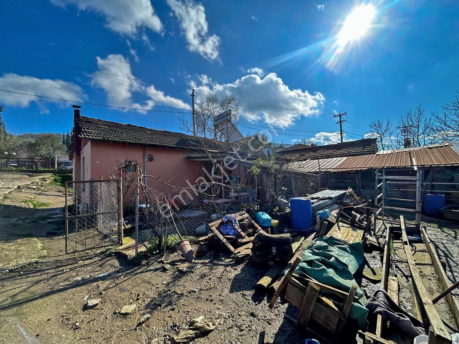 Uzmanlar'dan Altınova Ayazma Köy Evi Ve 1549 M2 Arsası - Görsel 21
