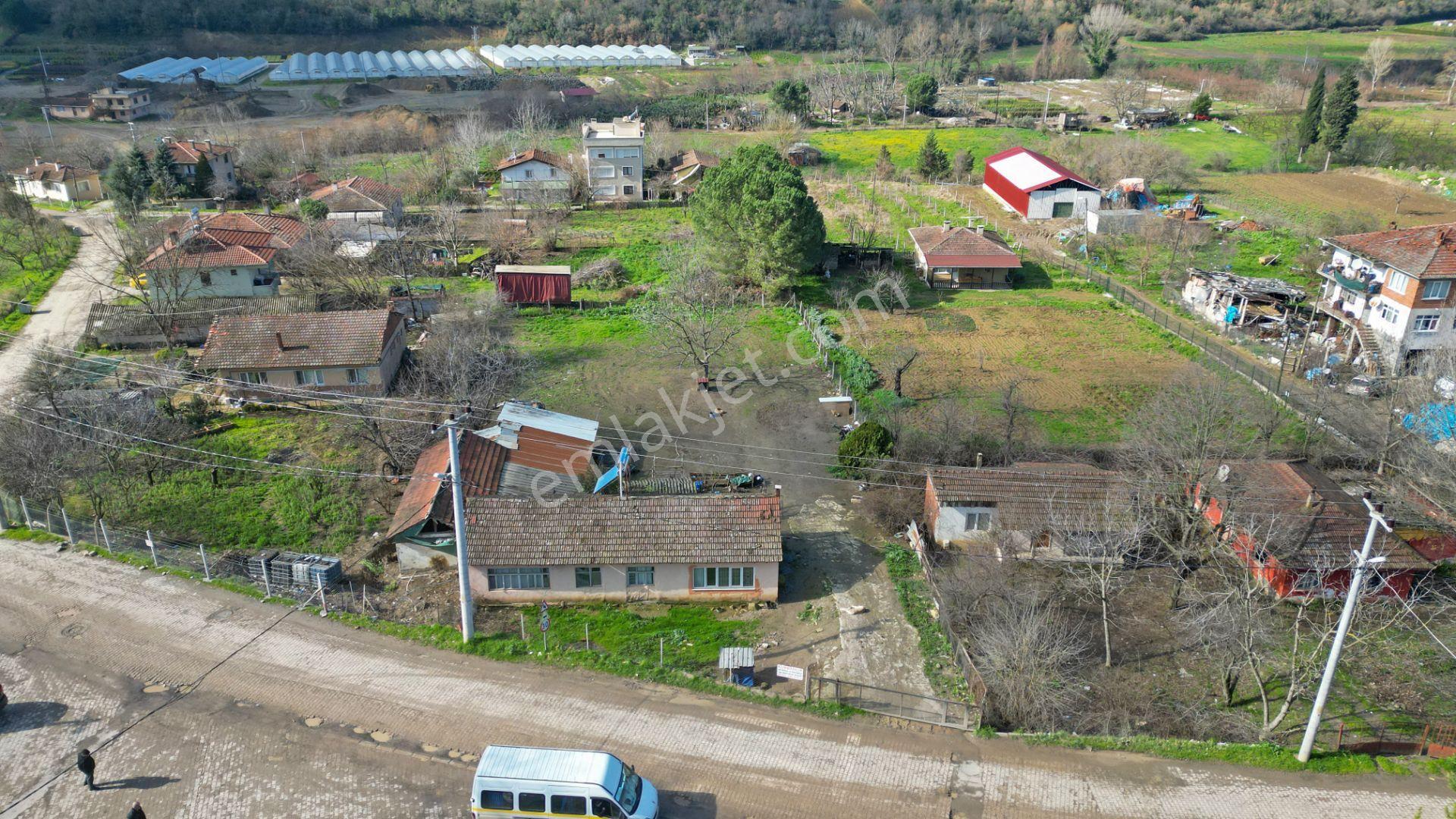 Uzmanlar'dan Altınova Ayazma Köy Evi Ve 1549 M2 Arsası - Görsel 11