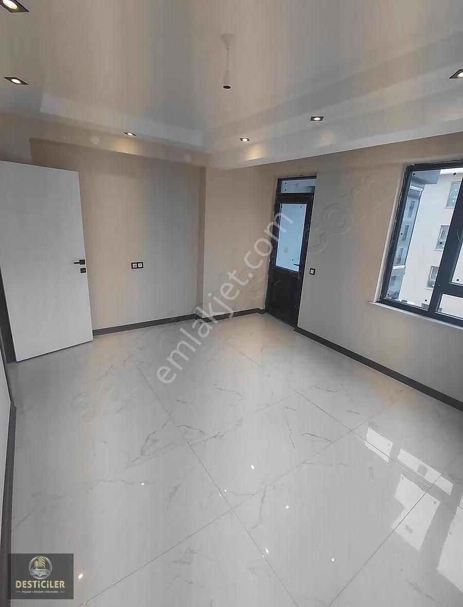 Lt-desticiler 71 Evler Mah.özel Garajlı & 3 Balkonlu 3+1 Daire - Görsel 3