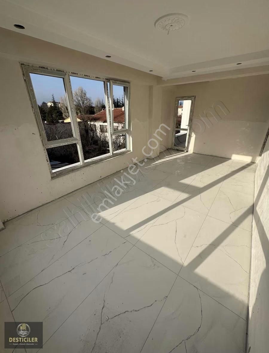 Ad-desticiler 71 Evler Etkin Kolej Yakını 3+1 Özel Garajlı - Görsel 2