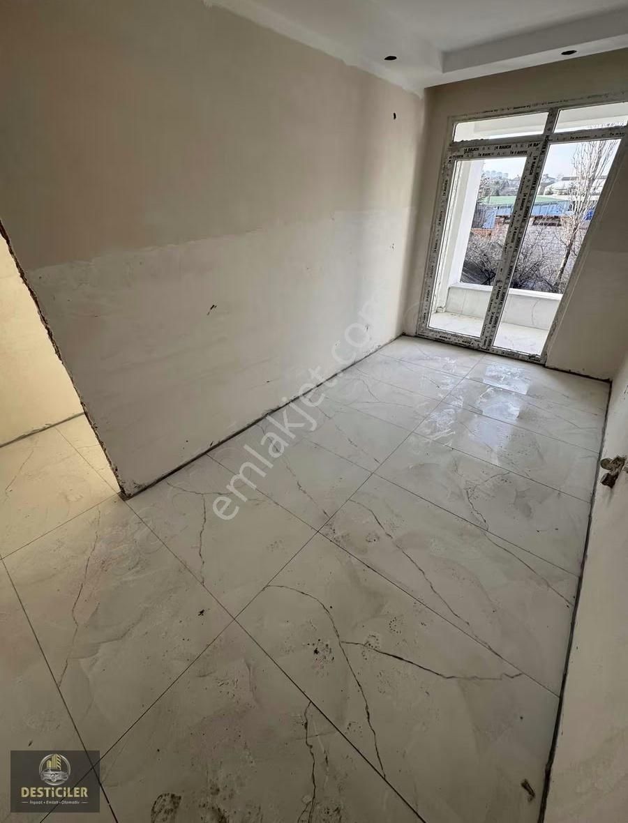 Ad-desticiler 71 Evler Etkin Kolej Yakını 3+1 Özel Garajlı - Görsel 5