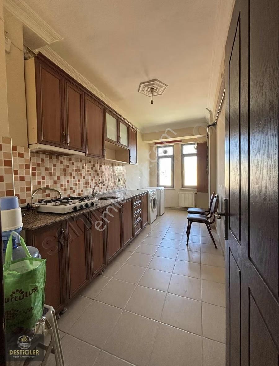 Om-desticilerden Sakarya Caddesi Yanı Eşyalı 2+0 Kiralık Daire - Görsel 5