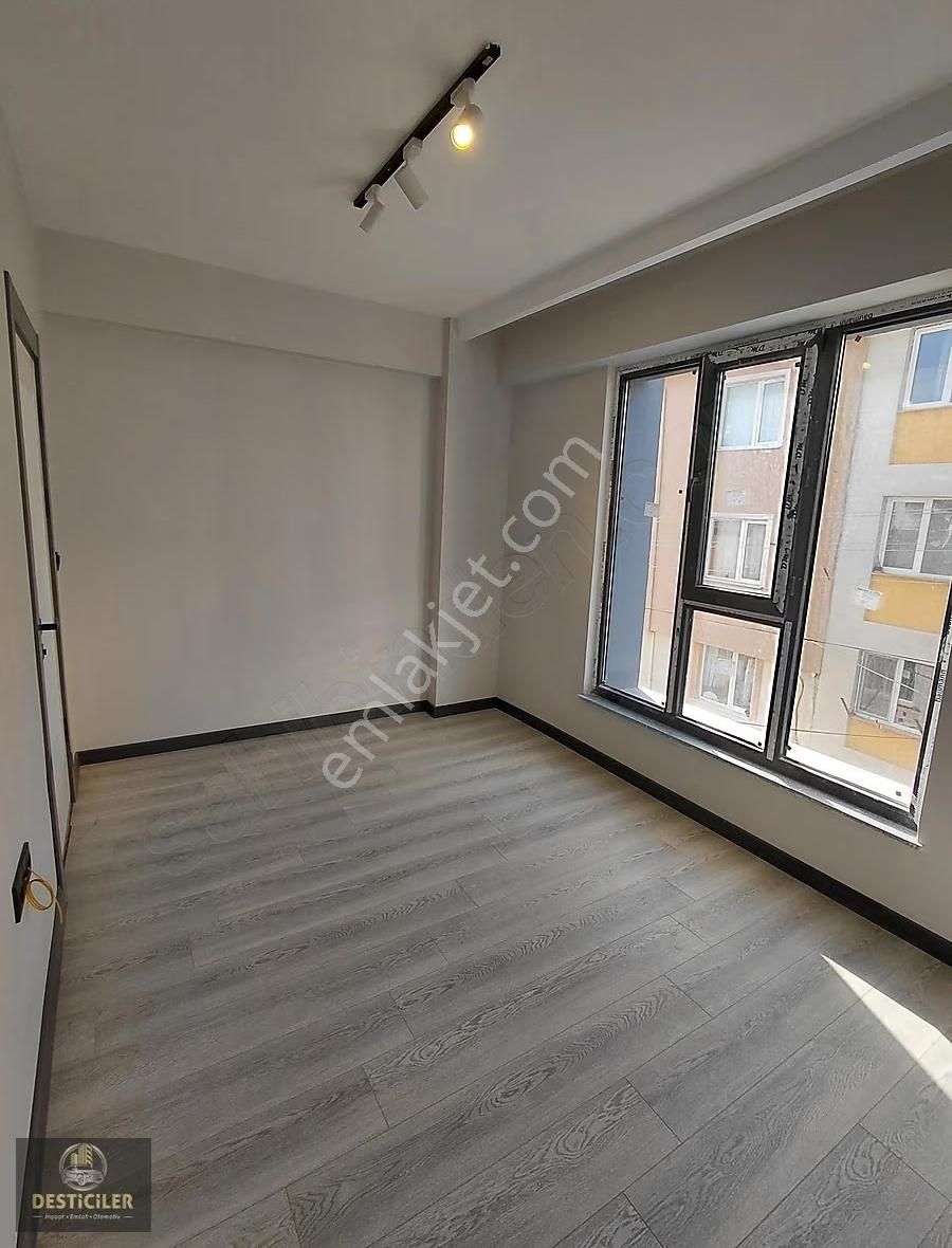 Lt-desticiler Çamlıca Mah. Birlik Caddesi Yakını 2+1 Daire - Görsel 9