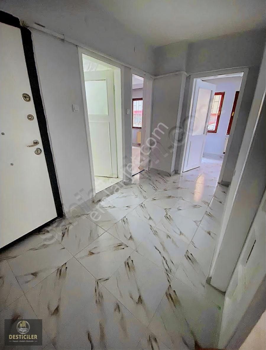 Au-bulvar Sitesinde Tramvaya 30sn. Mesafede Ful Yapılı 2+1 Daire - Görsel 3