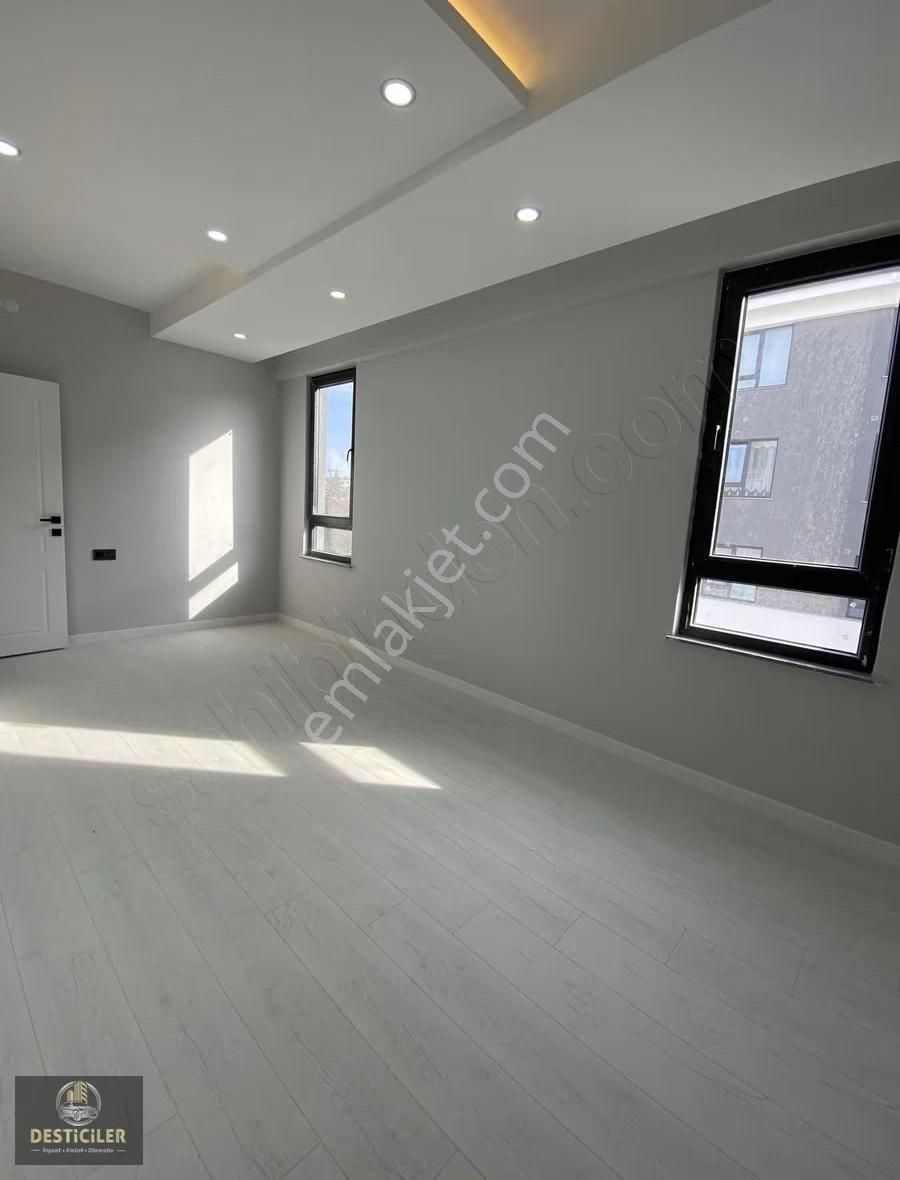Au-zincirlikuyu Mah.özel Garajlı,geniş Balkonlu 135m2 3+1 Daire - Görsel 12