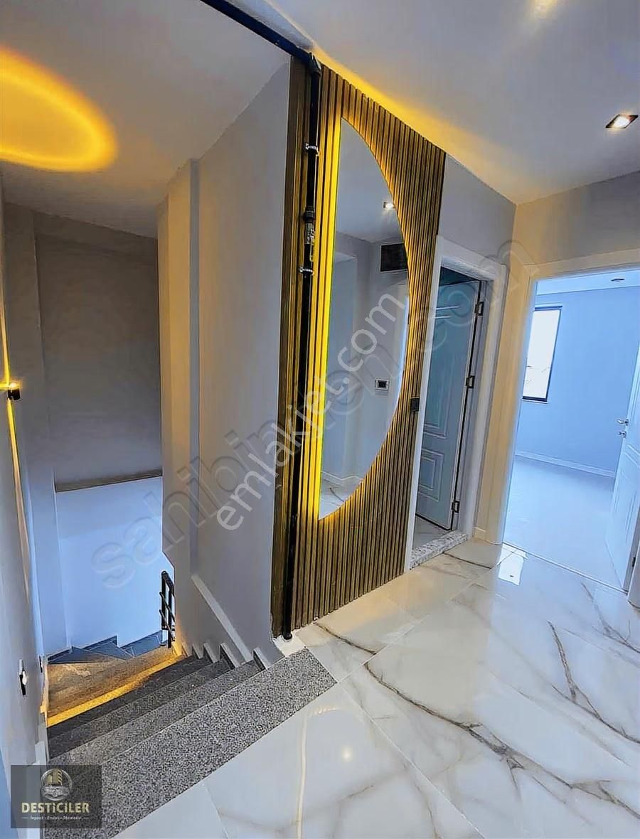 Au-çamlıca Tombakzade Blv. Yakını Özel Garajlı 4+1 Lüx Dubleks