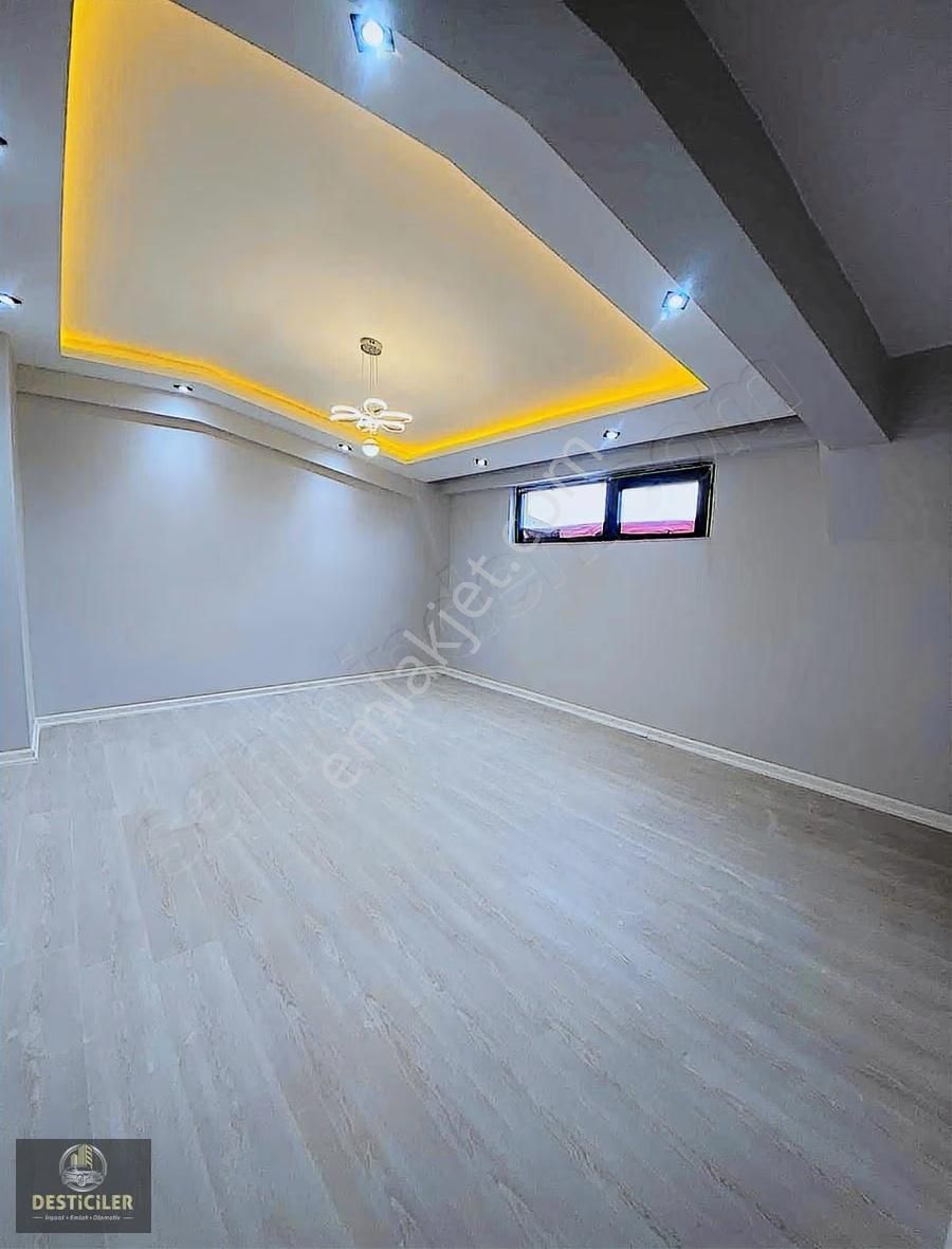 Au-çamlıca Tombakzade Blv. Yakını Özel Garajlı 4+1 Lüx Dubleks - Görsel 11