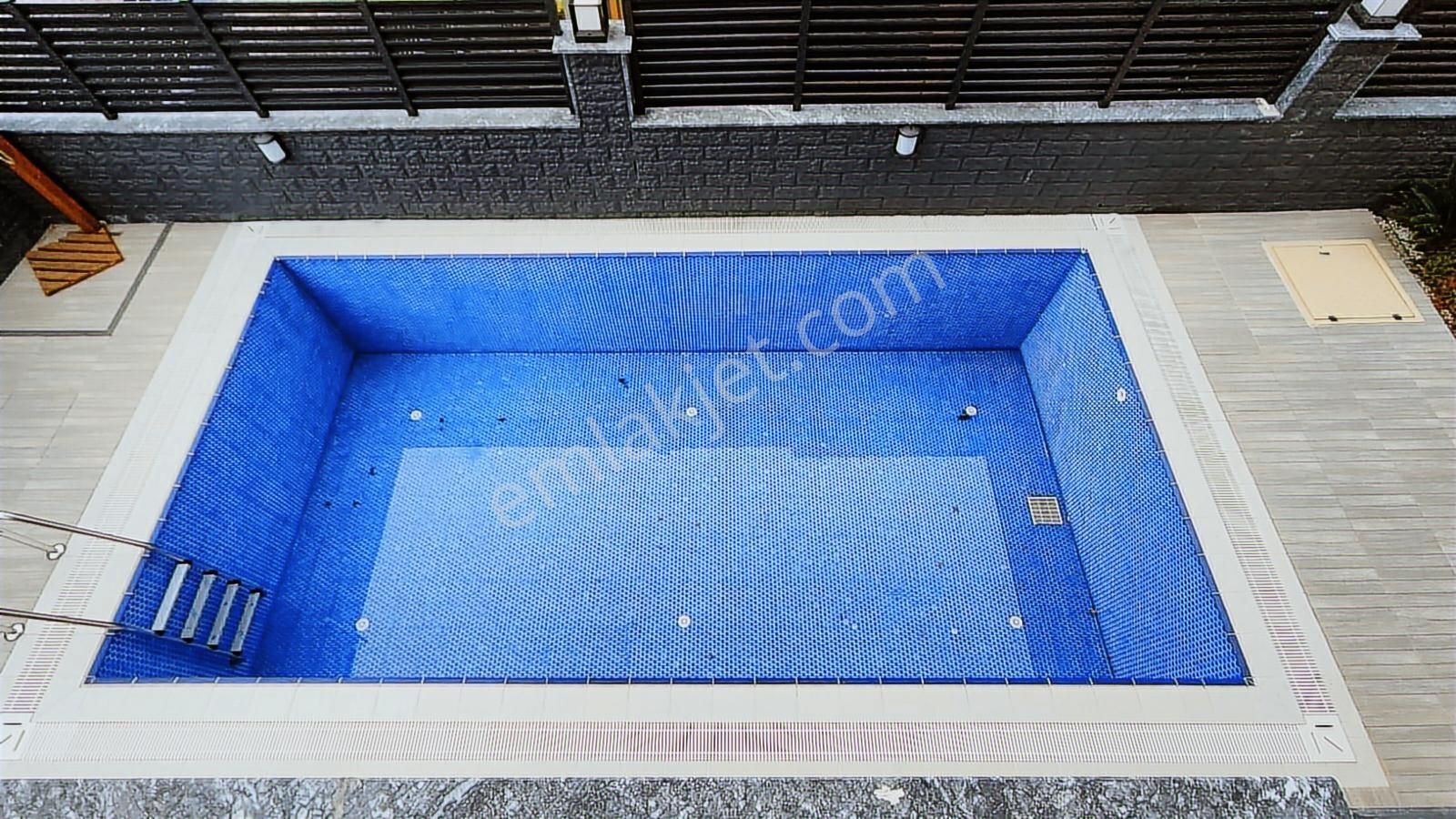 Re/max Anka'dan Balibey'de Oturuma Hazır Tripleks Lüks Villalar - Görsel 25