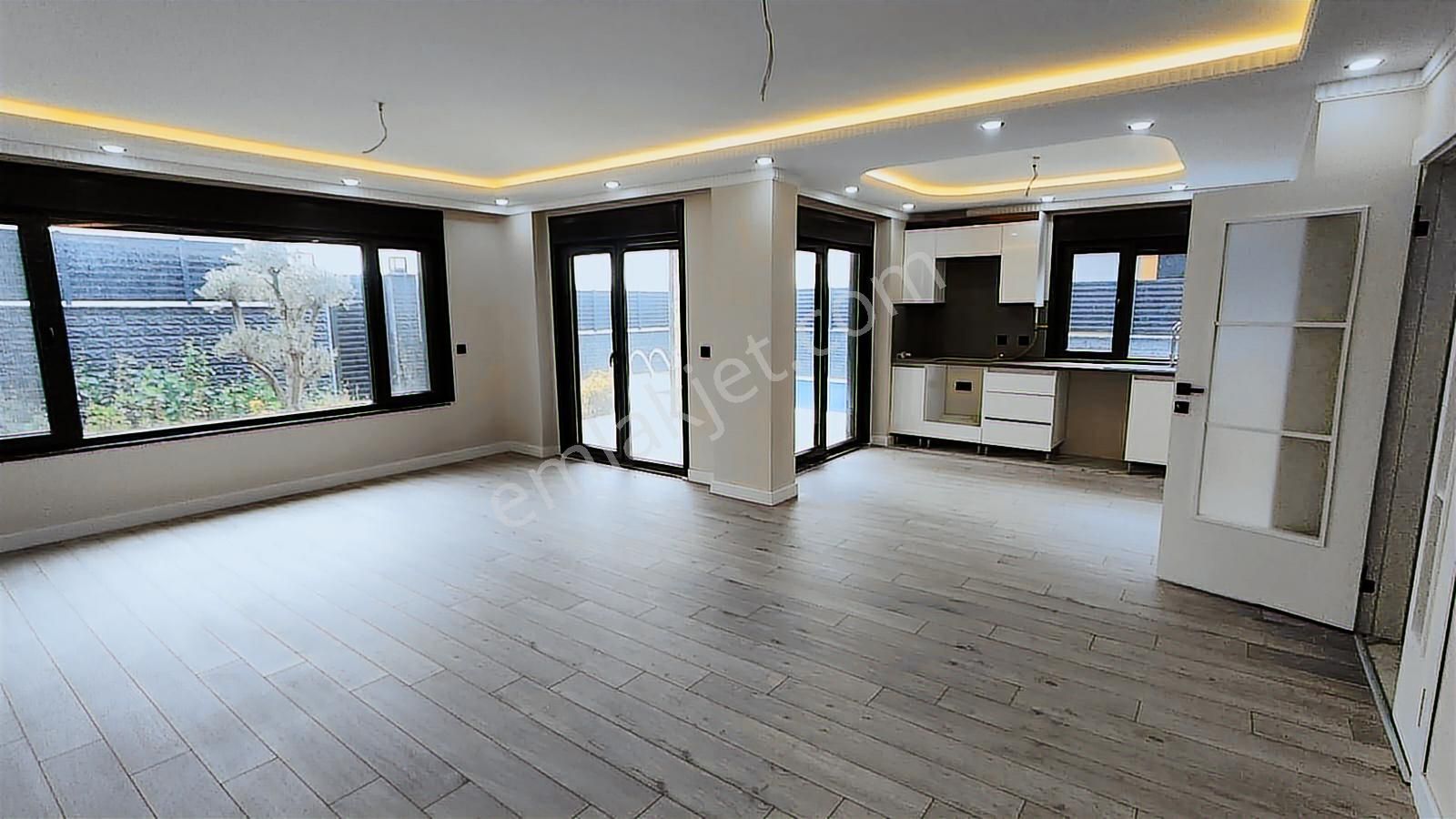 Re/max Anka'dan Balibey'de Oturuma Hazır Tripleks Lüks Villalar - Görsel 31