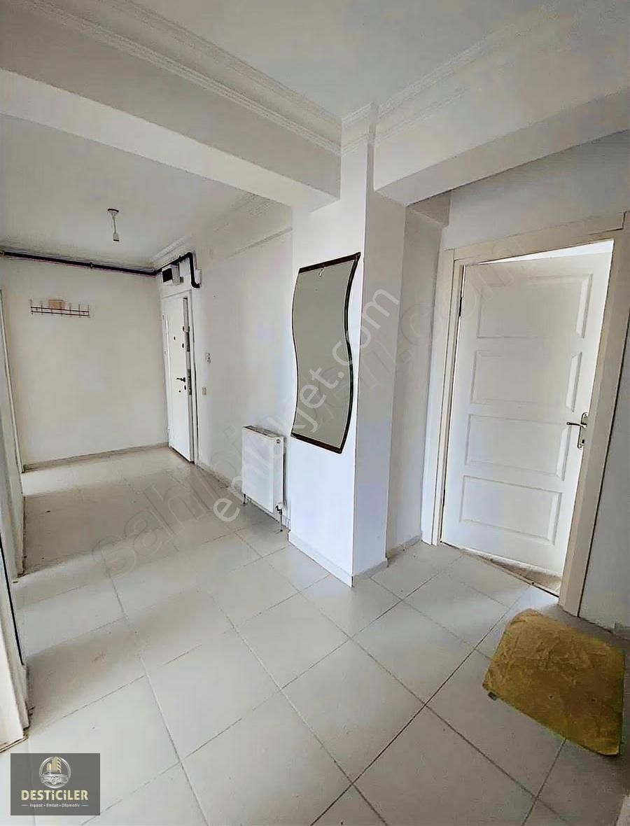 Au-çamlıca Birlik Caddesi Üzeri Asansörlü,95m2,geniş 2+1 Daire - Görsel 5