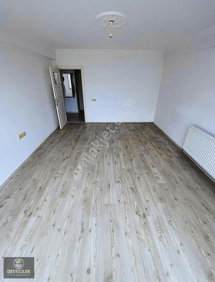 Au-çamlıca Birlik Caddesi Üzeri Asansörlü,95m2,geniş 2+1 Daire - Görsel 12