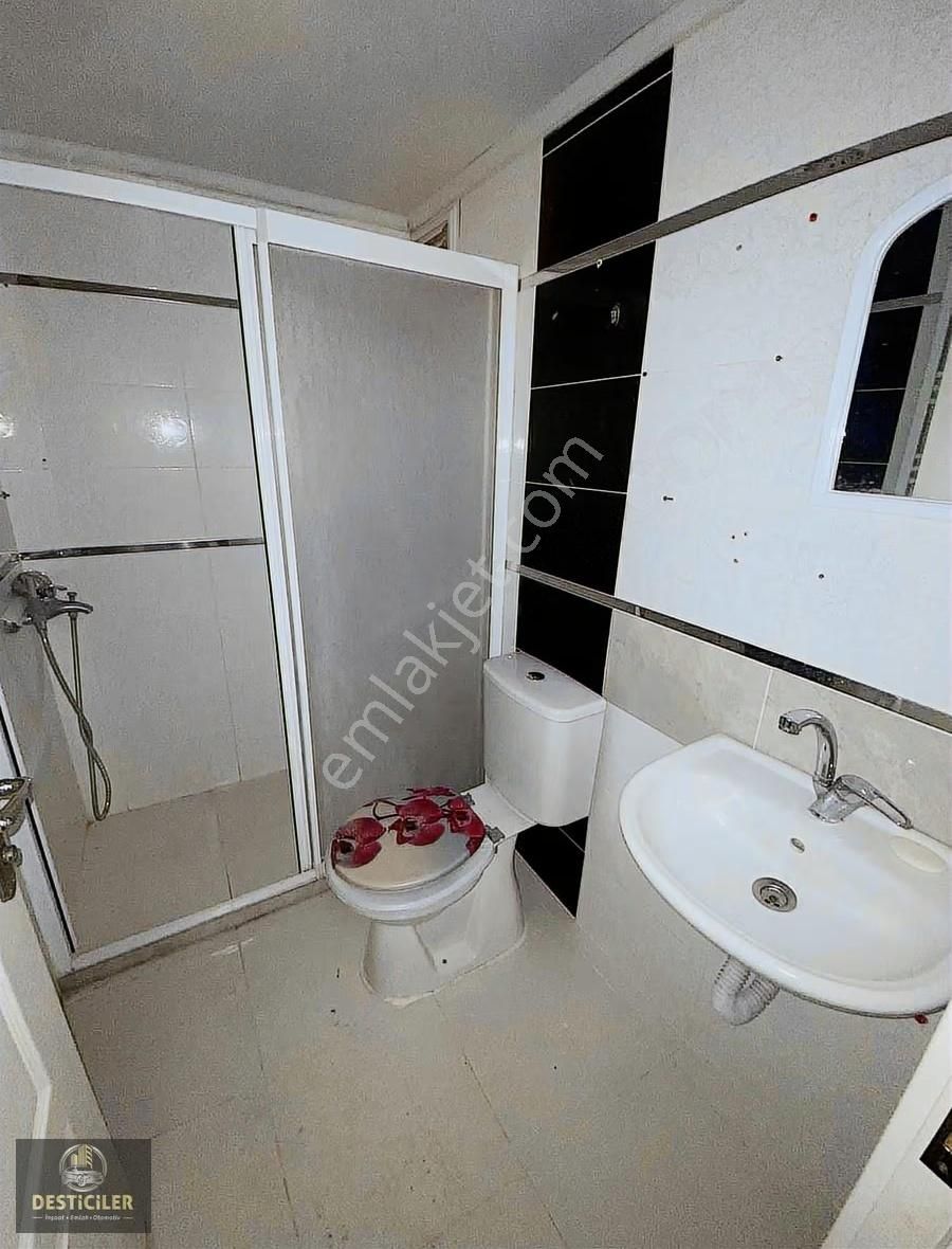 Au-çamlıca Birlik Caddesi Üzeri Asansörlü,95m2,geniş 2+1 Daire - Görsel 7