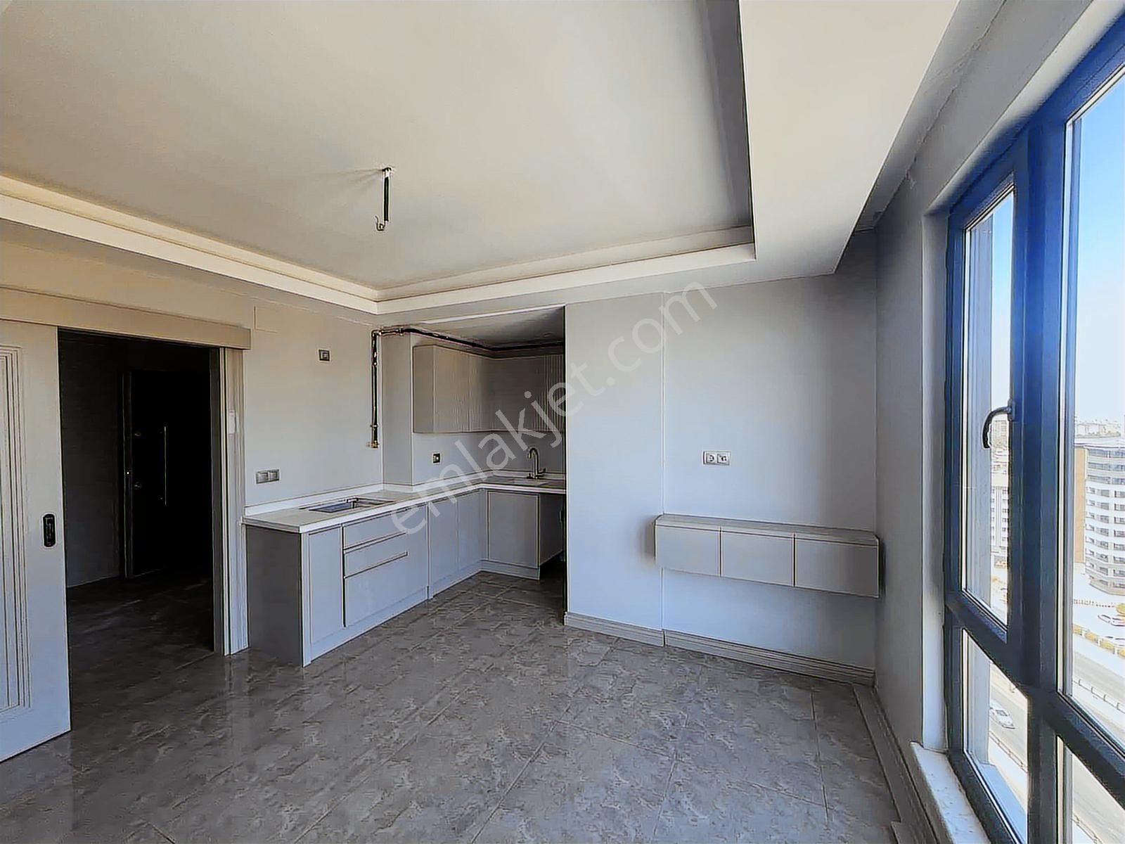 Fıstıklık Merkezi Konumda Cephesi Açık Satılık 3+1 Fırsat Daire - Görsel 8