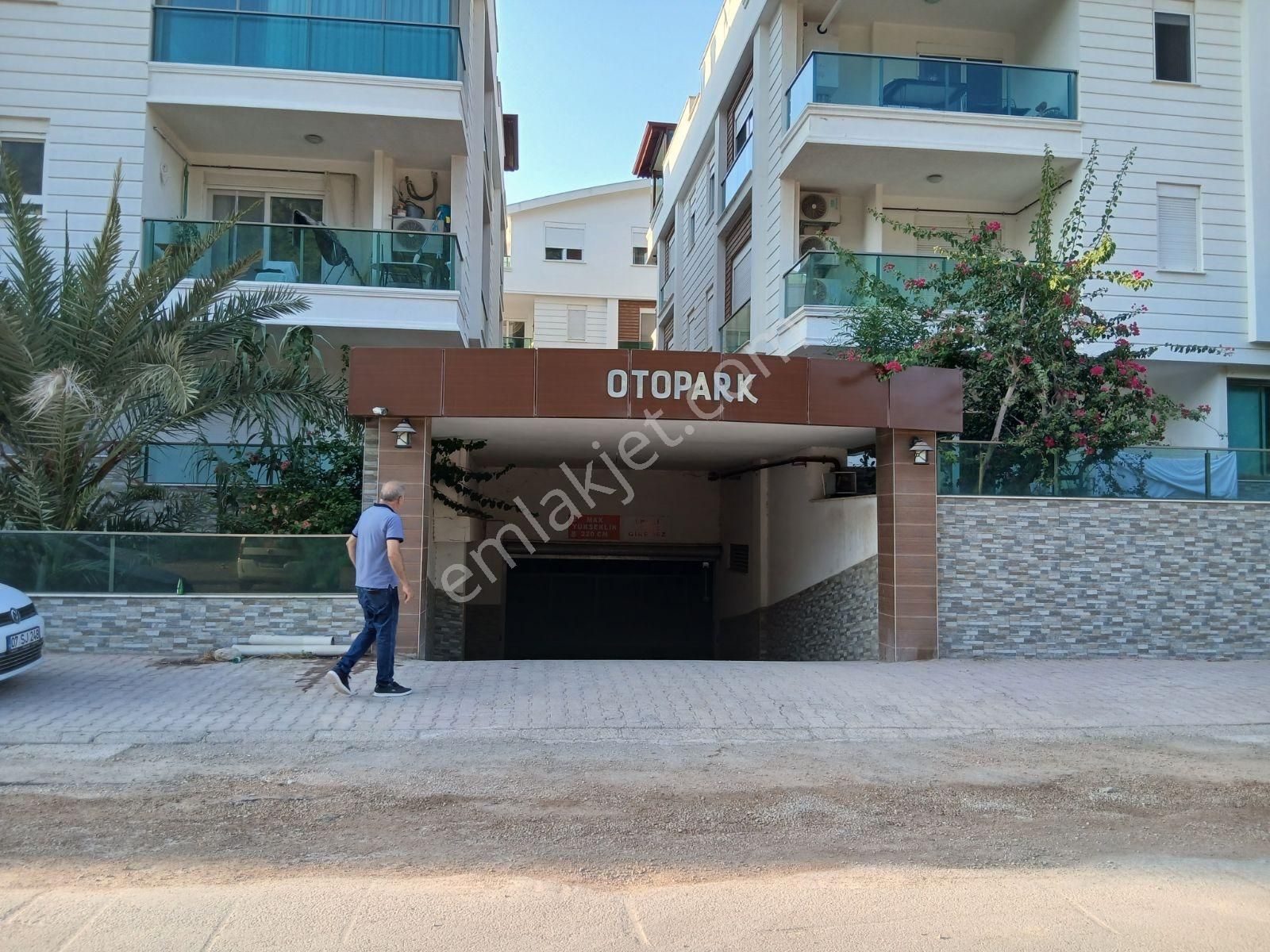 Konyaaltı Sarısu Mahallesinde 1+1 Katta Eşyalı Kiralık Daire - Görsel 10