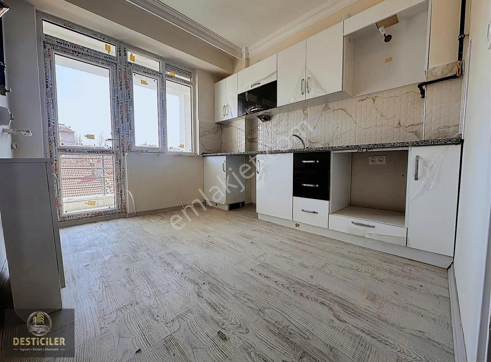 Hg-067 Yıldırım Cd. Yanı 95 M2 Sıfır 2+1 Satılık Daireler