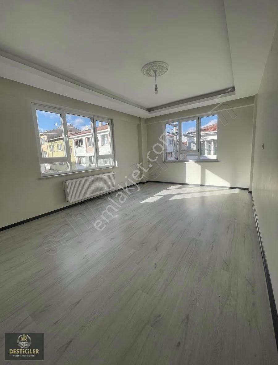 Pt- Erenköy Mahallesi Yıldırım Caddesi Yakını Satılık 2+1 Daire - Görsel 8