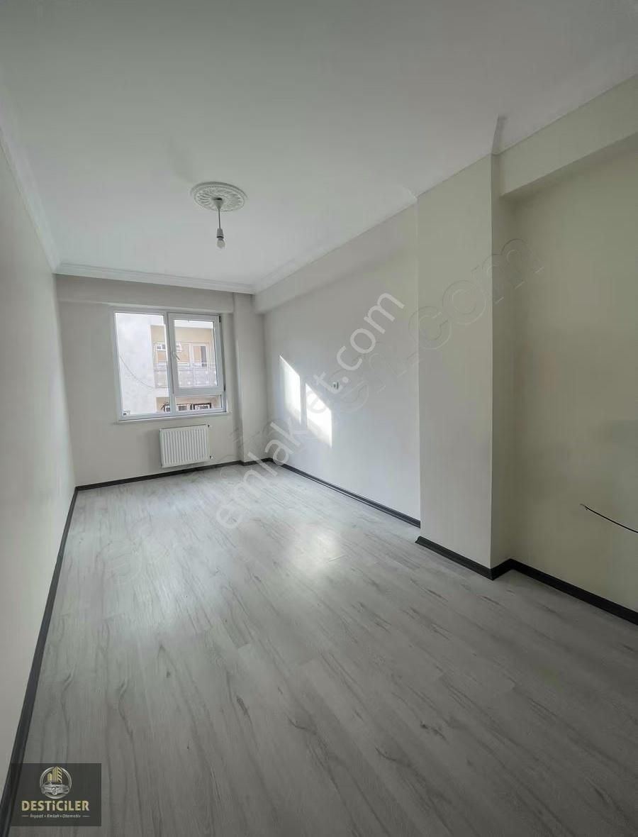 Pt- Erenköy Mahallesi Yıldırım Caddesi Yakını Satılık 2+1 Daire - Görsel 2