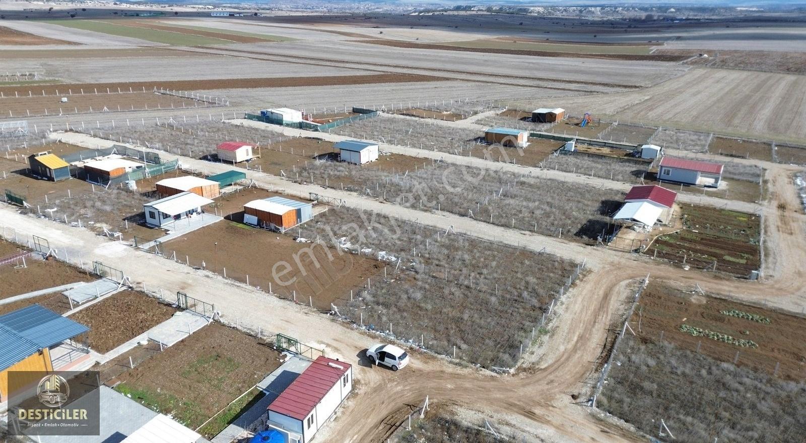 Desticiler'den Kütahya Yolu Üzerinde Hobi Bahçeleri - Görsel 13